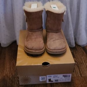 Girls UGGs